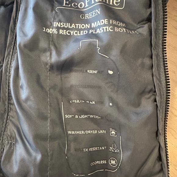 Quilted Packable Jacket - Picture 7 of 9